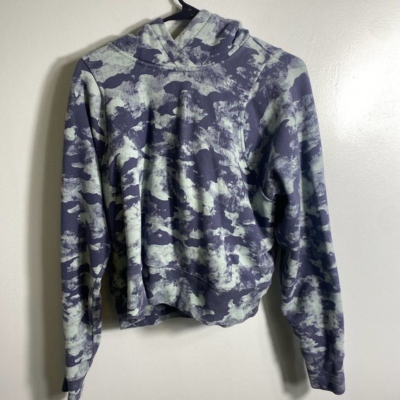 Lululemon Loungeful Cropped Hoodie - Picture 3 of 7